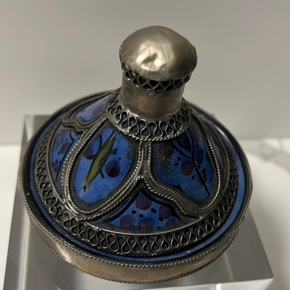 Ceramic and Silver Glazed Handmade Mini Decorative Tagine Dish - Picture 4 of 7